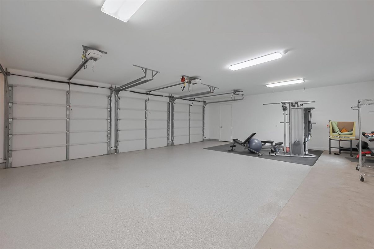 Fitness Equipment, Garage, Interior