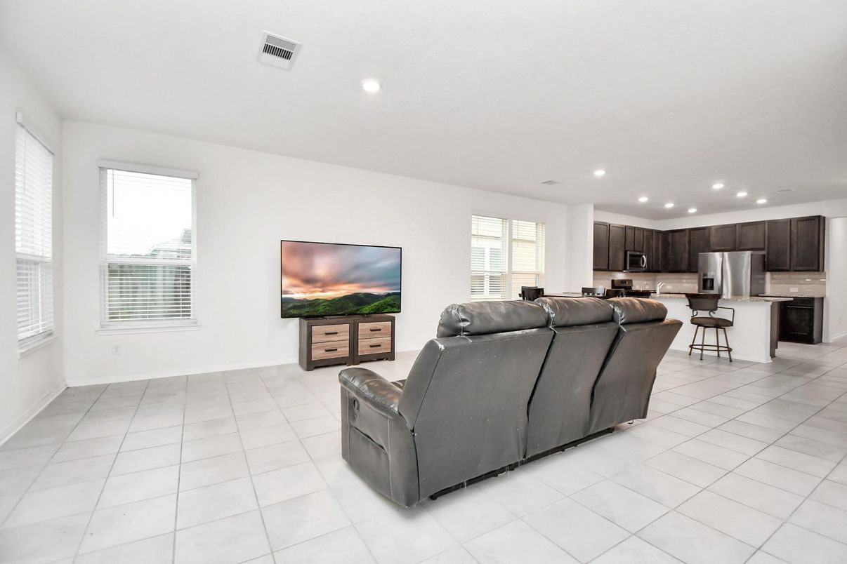 Interior, Kitchen, Living room, Recessed Lighting, Stainless Steel Appliances