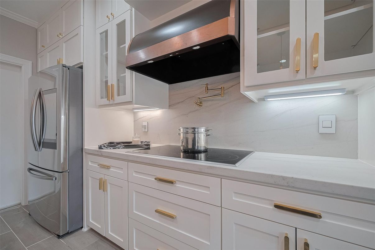 Interior, Kitchen, Marble Walls