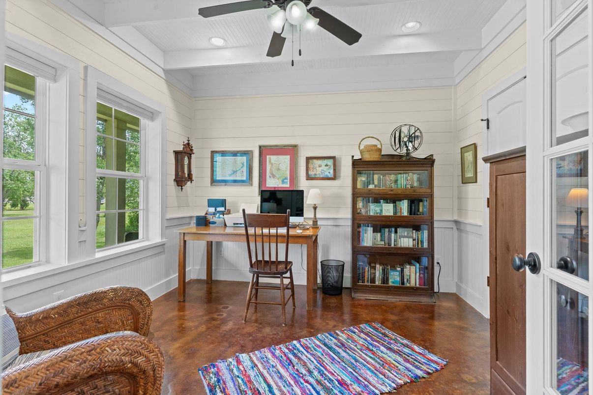 Home Office, Interior, Recessed Lighting, Wood Texture Flooring