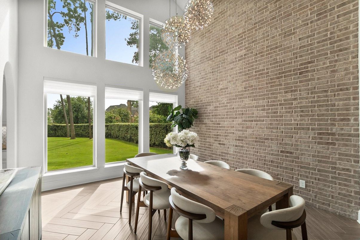 Chandelier, Dining room, Interior, Pendant Lights, Stone Walls, Wood Texture Flooring