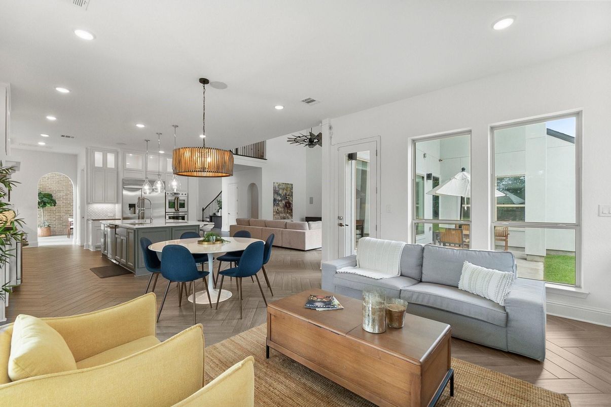 Dining room, Interior, Kitchen, Living room, Pendant Lights, Recessed Lighting, Stainless Steel Appliances, Wood Texture Flooring