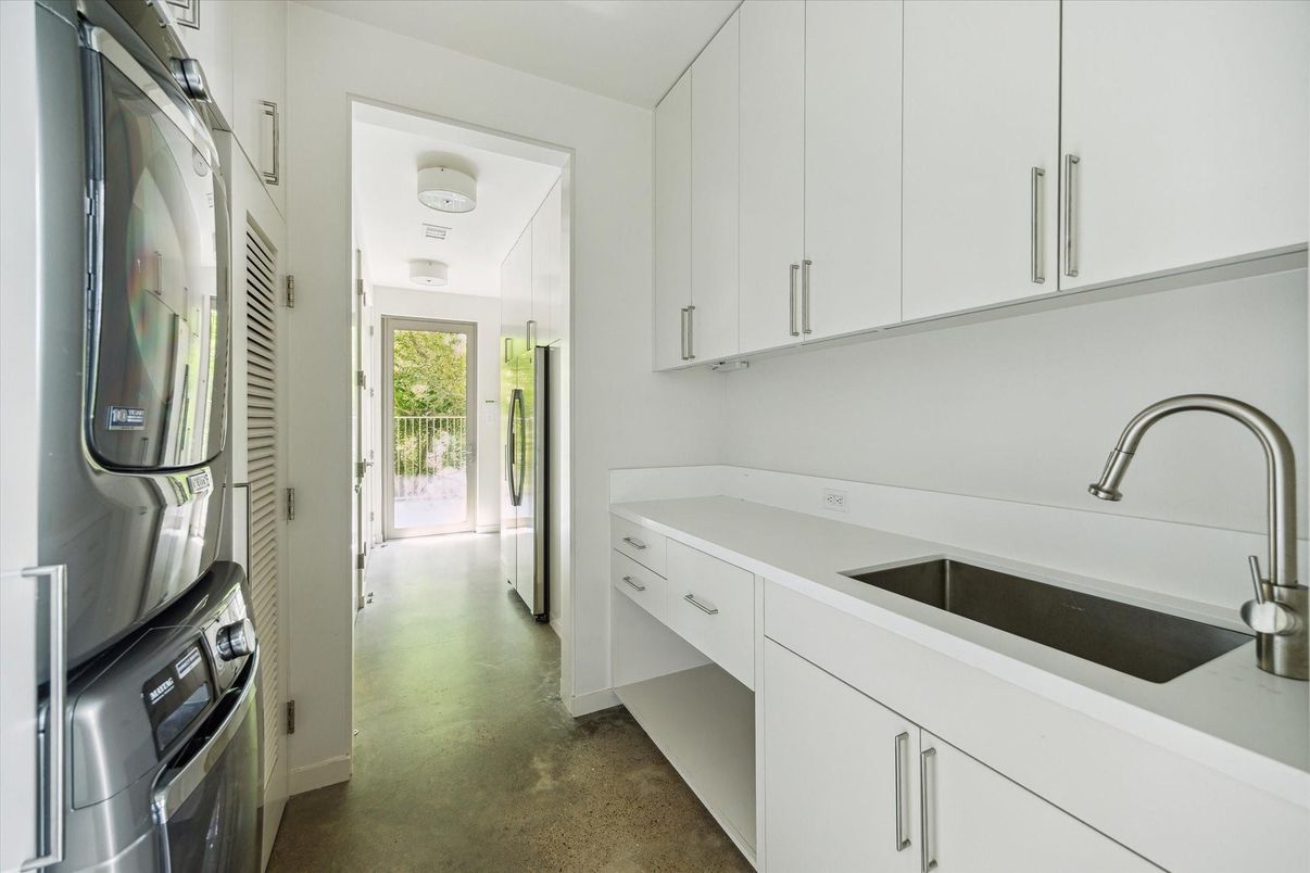 Interior, Kitchen, Washer