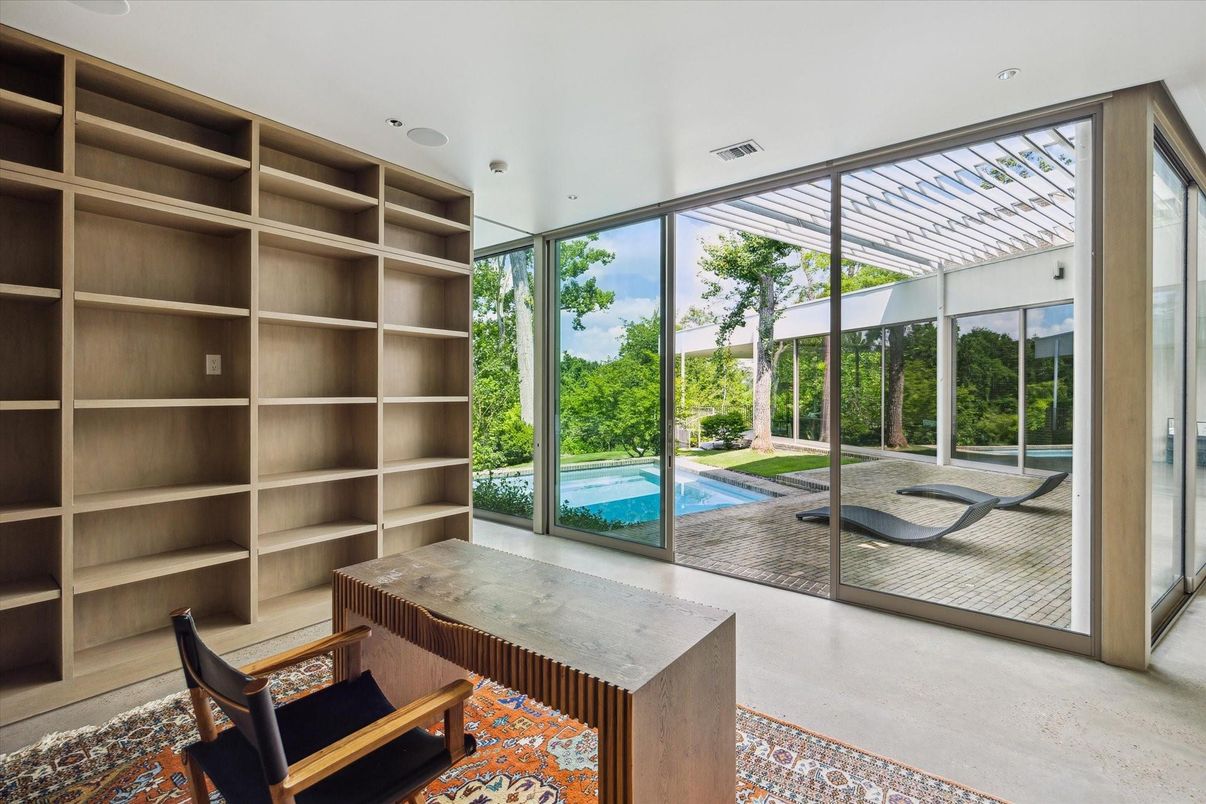 Interior, Recessed Lighting, Sun Room