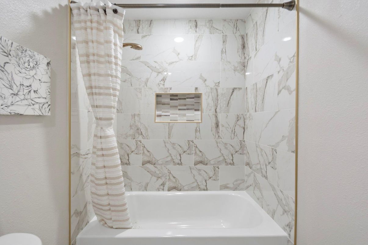 Bathroom, Interior, Marble Walls