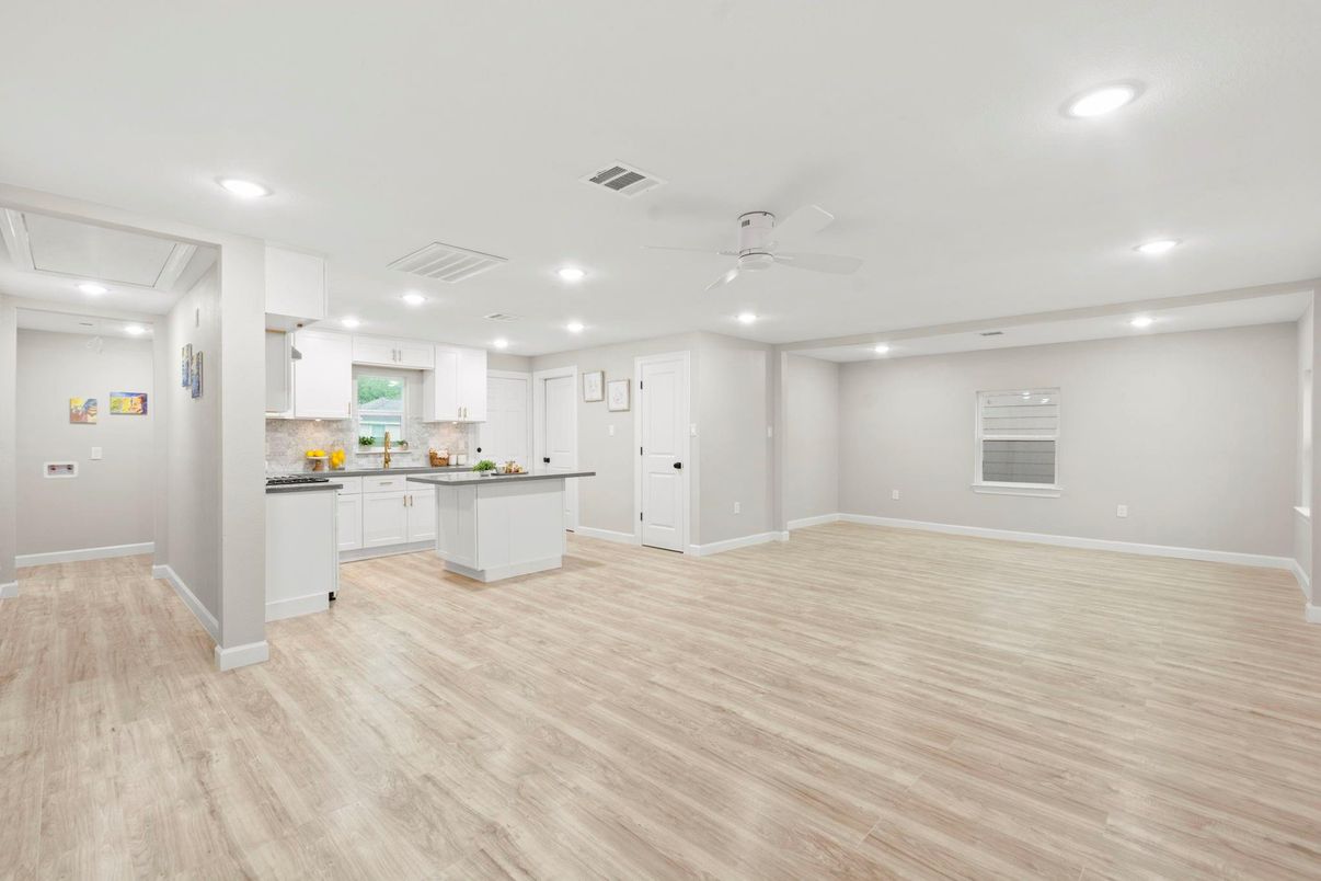 Interior, Kitchen, Recessed Lighting, Wood Texture Flooring
