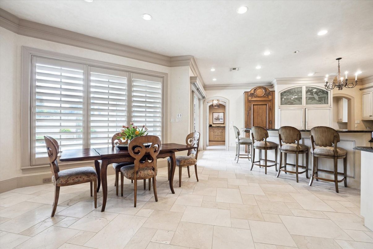 Chandelier, Dining room, Interior, Recessed Lighting