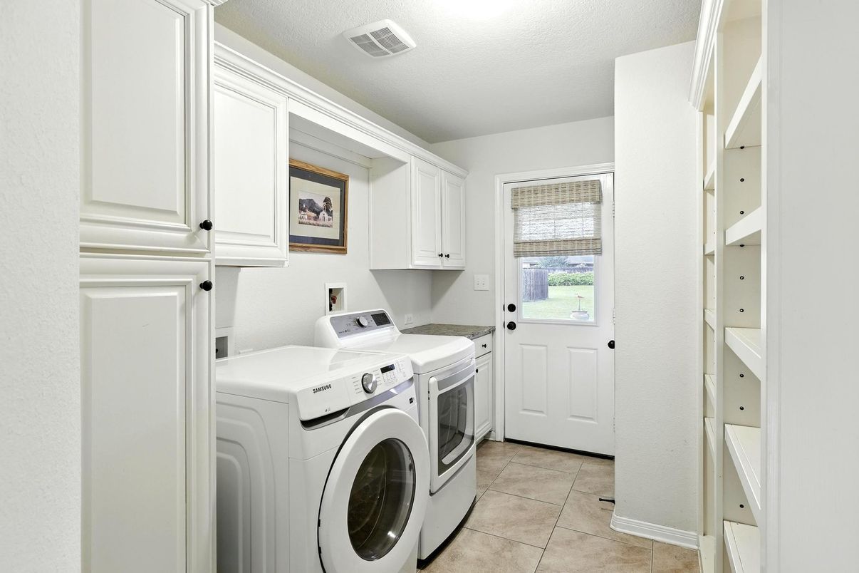 Interior, Washer