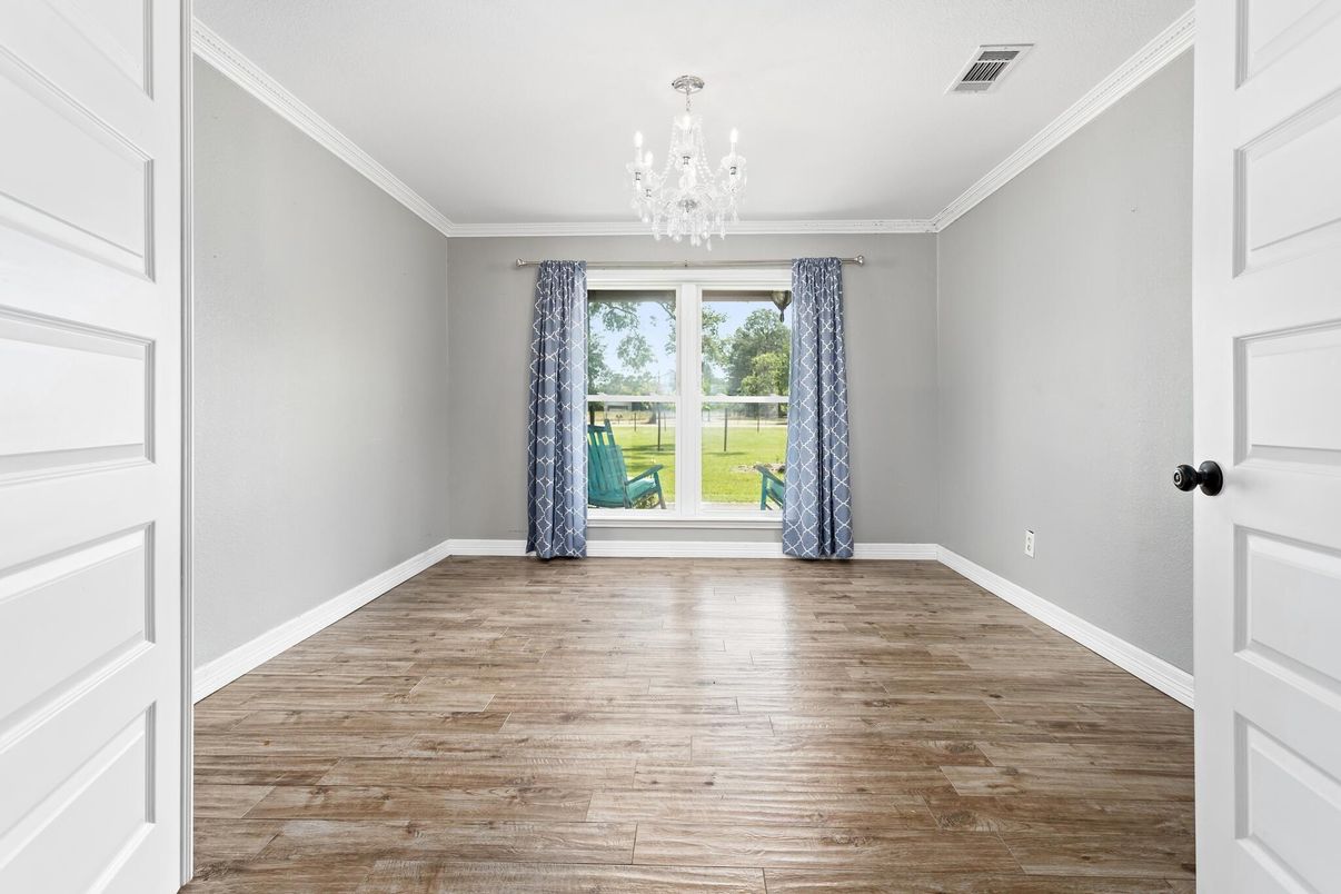 Chandelier, Empty room, Interior, Wood Texture Flooring