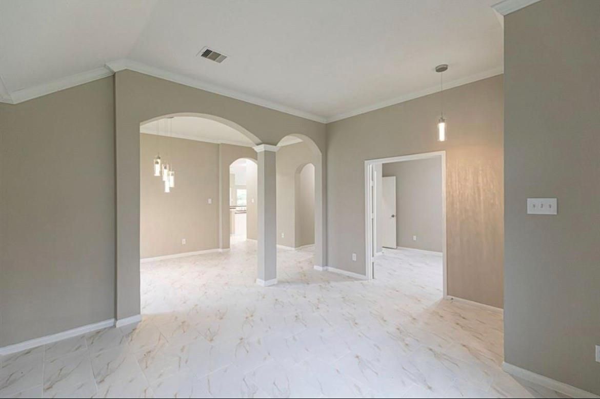 Empty room, Interior, Marble, Pendant Lights