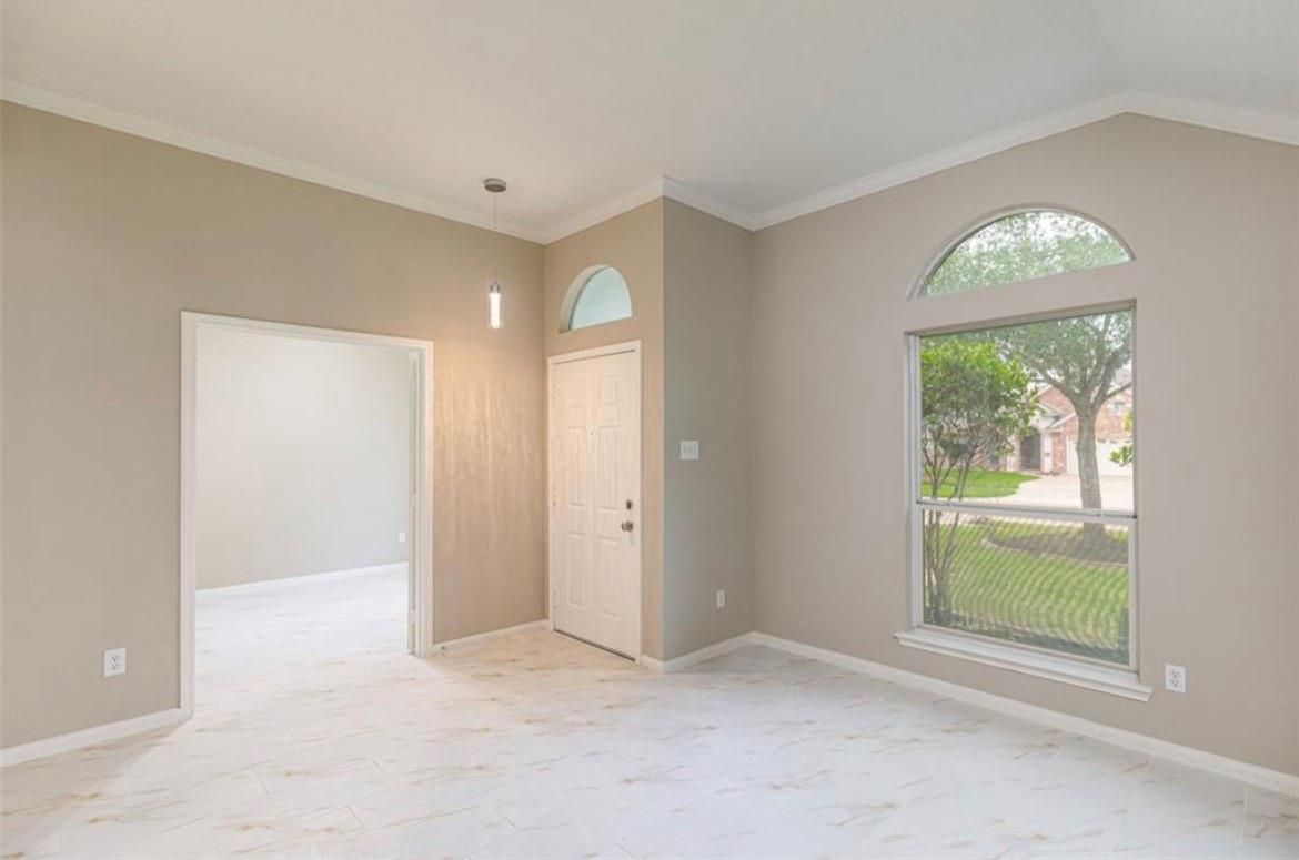 Empty room, Interior, Marble, Pendant Lights