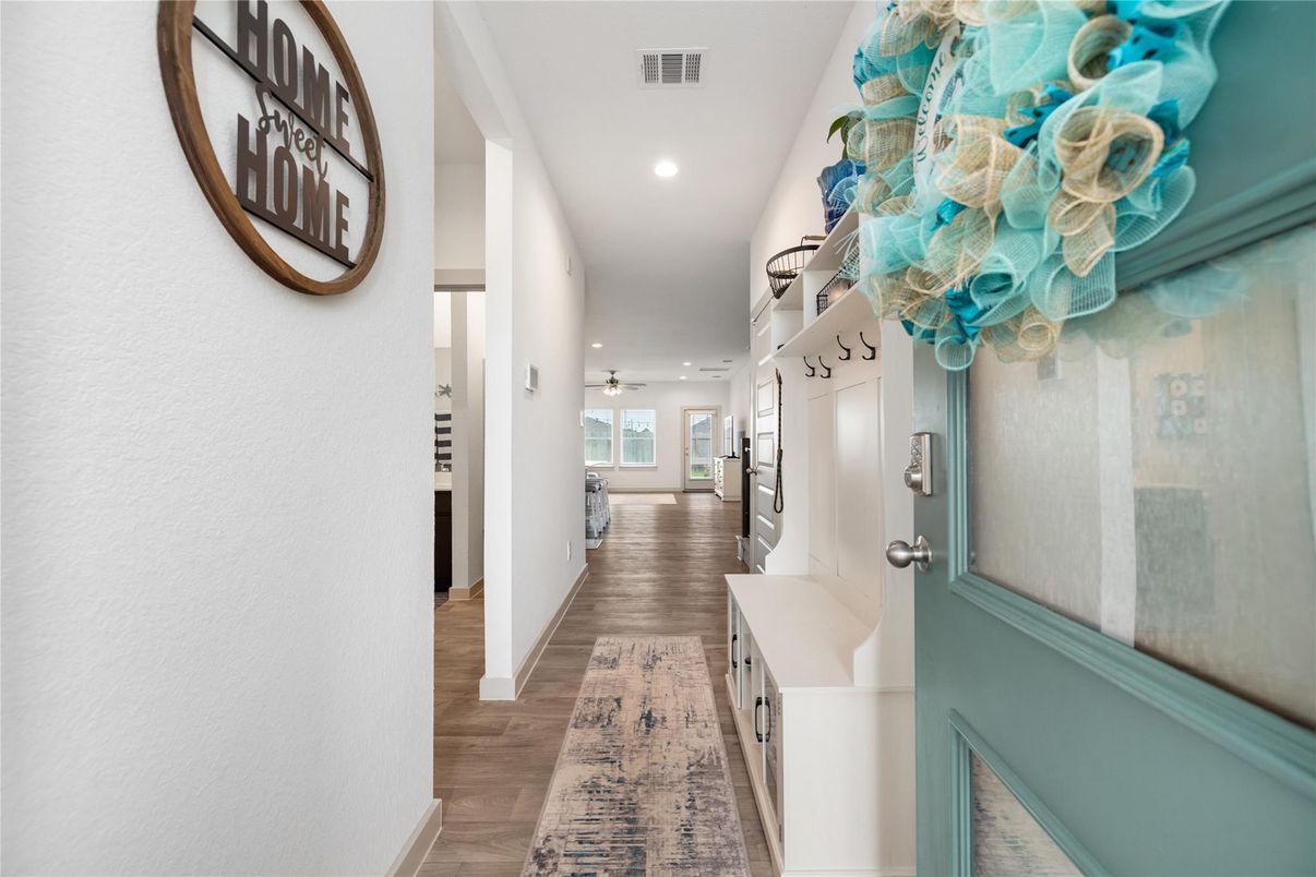 Interior, Recessed Lighting, Wood Texture Flooring