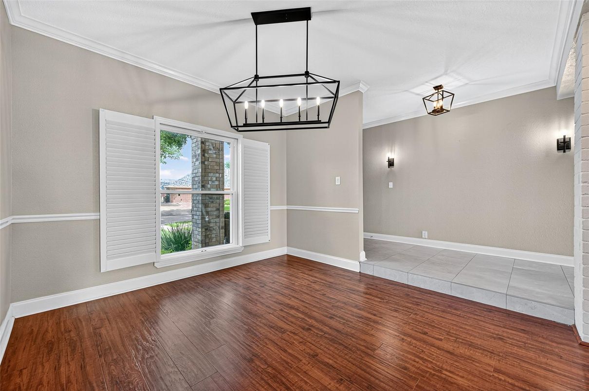 Chandelier, Empty room, Interior, Pendant Lights, Wood Texture Flooring