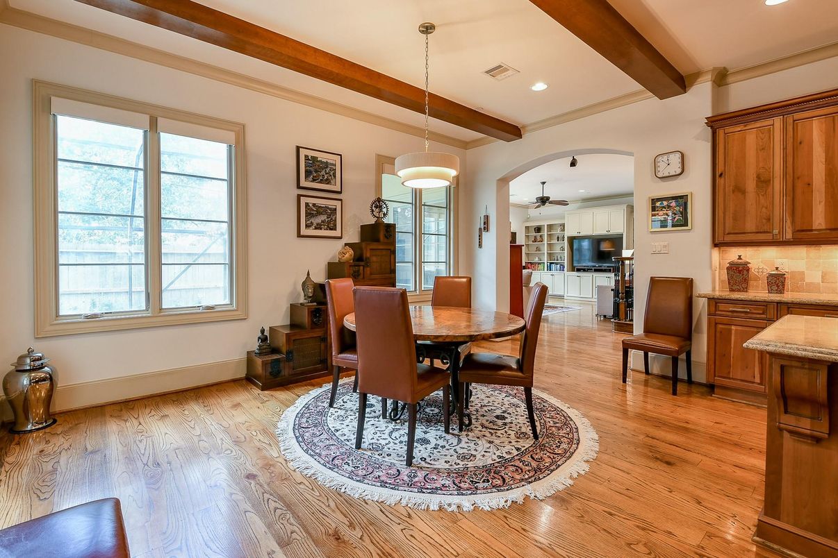 Dining room, Interior, Kitchen, Pendant Lights, Recessed Lighting, Wooden Beams, Wood Texture Flooring