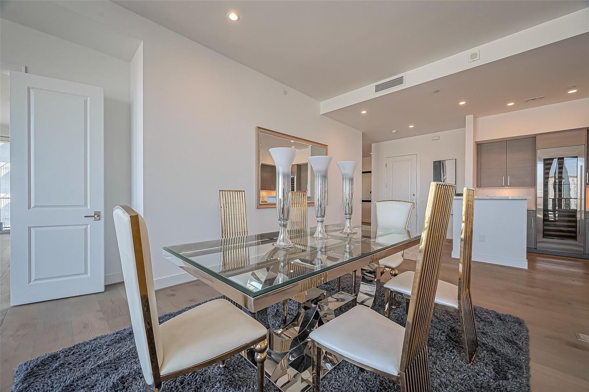 Dining room, Interior, Kitchen, Recessed Lighting, Wood Texture Flooring