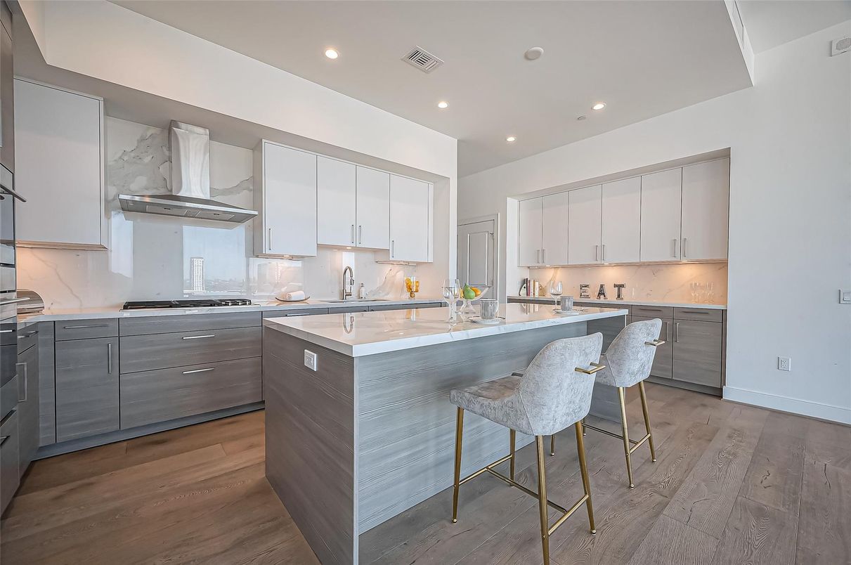 Interior, Kitchen, Recessed Lighting, Wood Texture Flooring