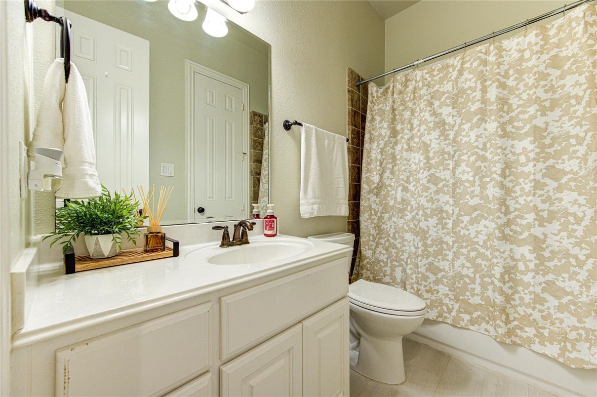 Bathroom, Interior