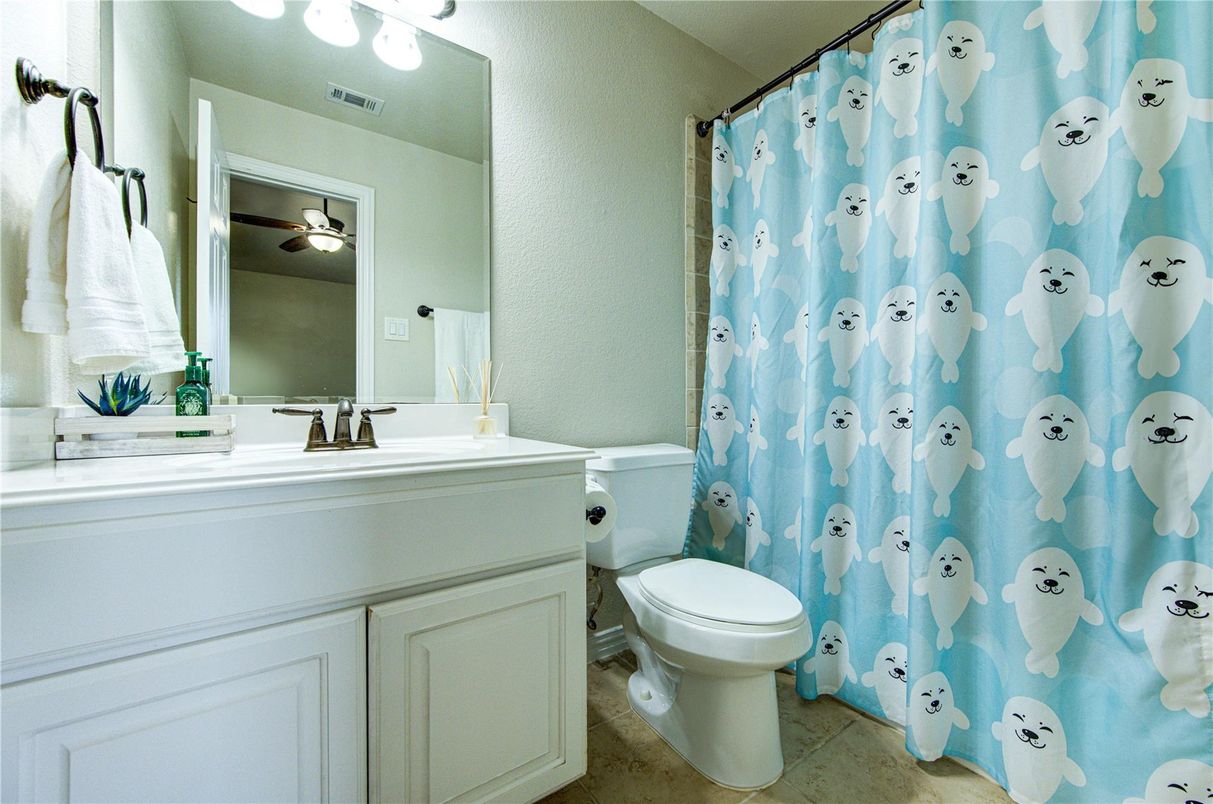 Bathroom, Interior