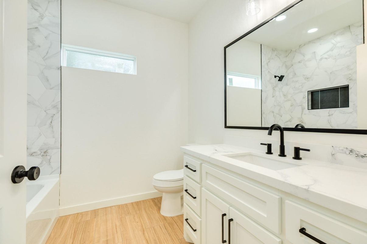 Bathroom, Interior, Marble Walls, Recessed Lighting, Wood Texture Flooring