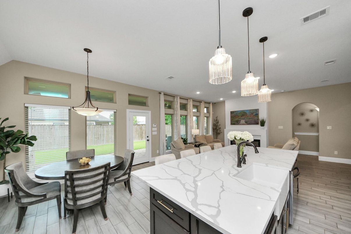 Dining room, Interior, Kitchen, Pendant Lights, Recessed Lighting, Wood Texture Flooring