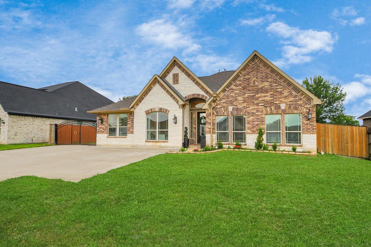 Backyard, Exterior, Facade, Brick Traditional