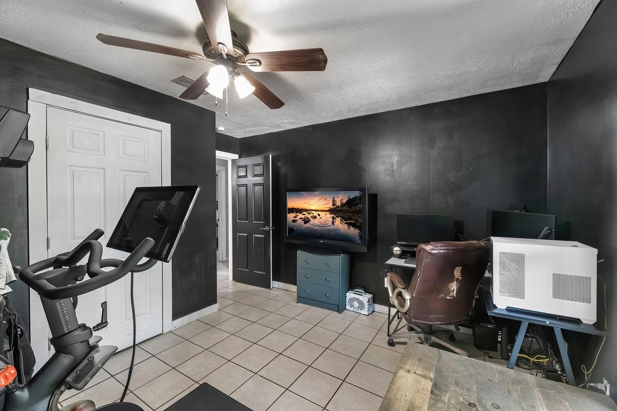 Fitness Equipment, Home Office, Interior