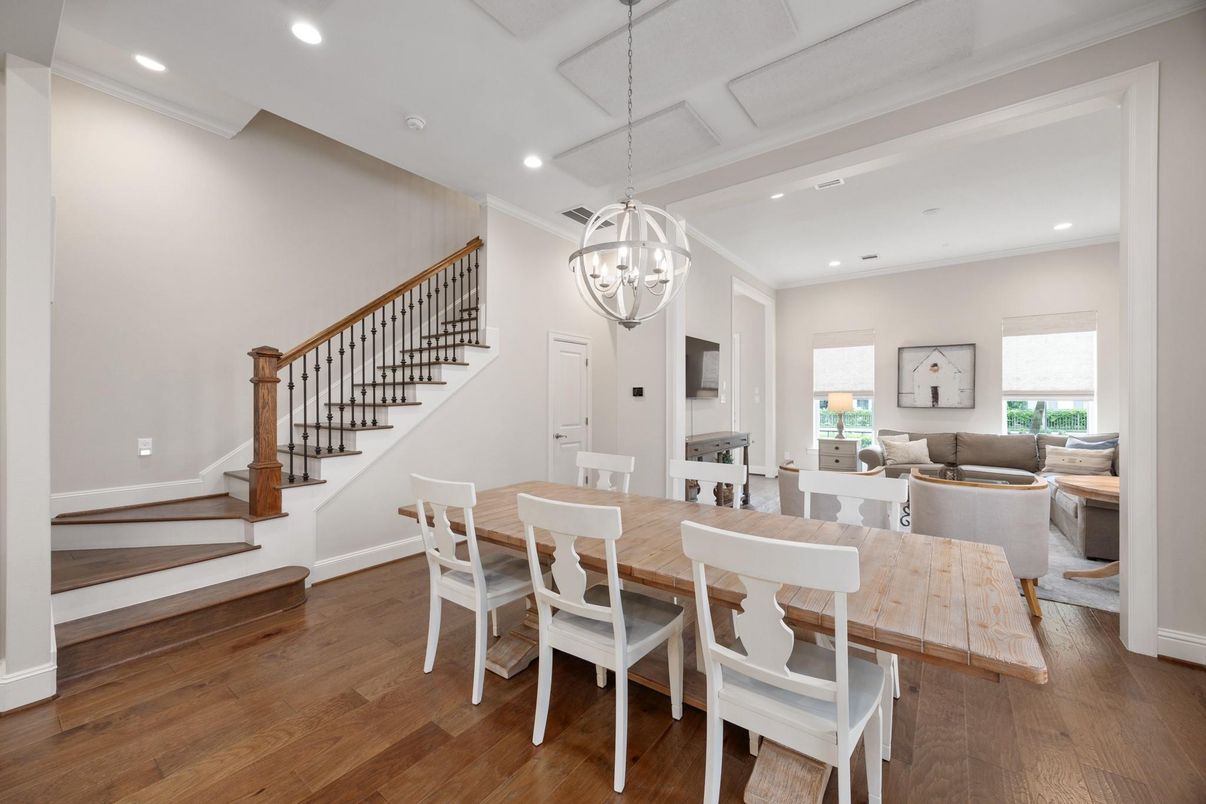 Chandelier, Dining room, Interior, Living room, Pendant Lights, Recessed Lighting, Wood Texture Flooring