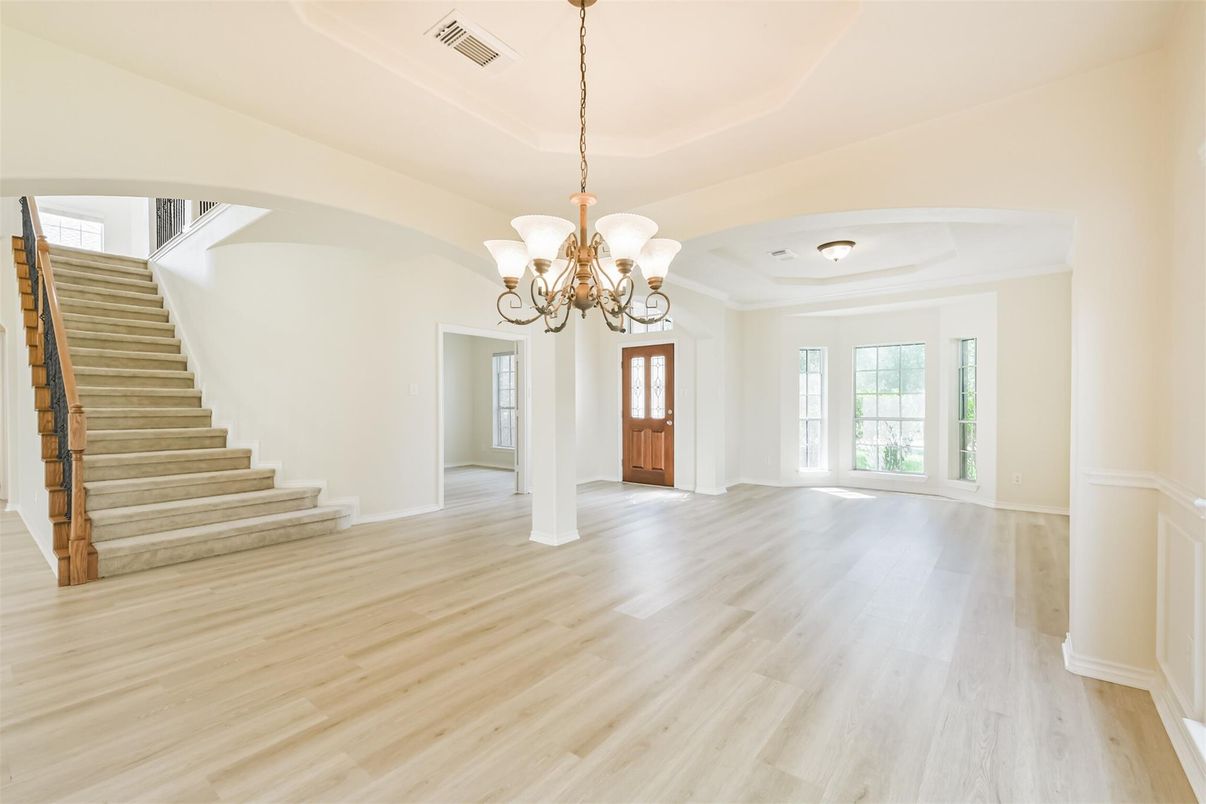 Chandelier, Interior, Wood Texture Flooring