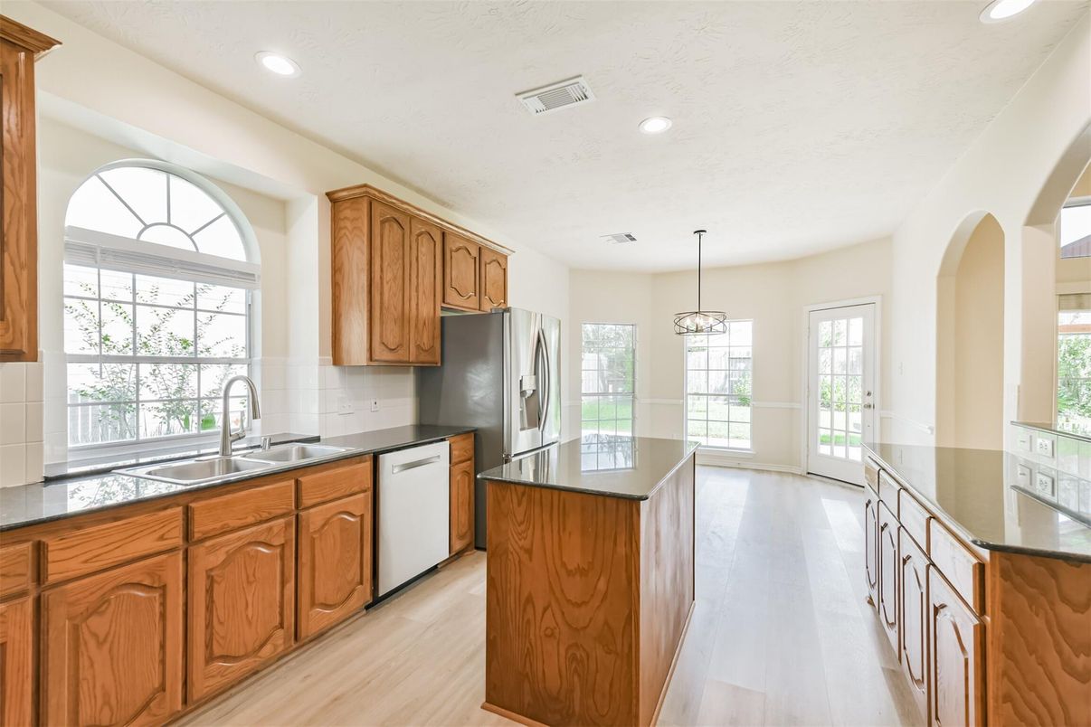 Interior, Kitchen, Pendant Lights, Recessed Lighting, Wood Texture Flooring
