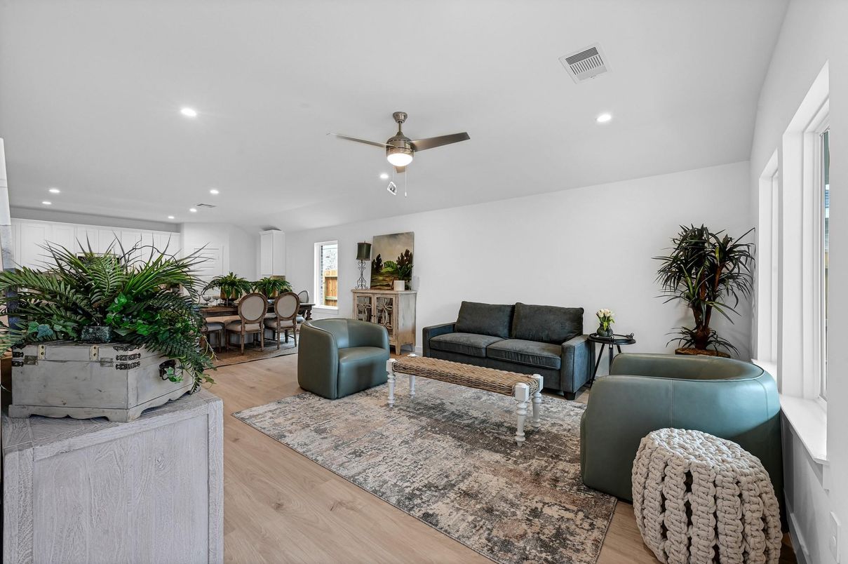 Dining room, Interior, Living room, Recessed Lighting, Wood Texture Flooring