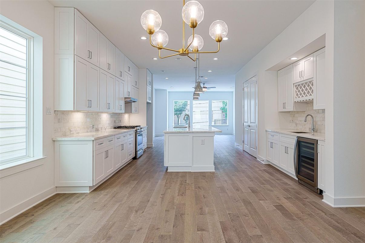Interior, Kitchen, Pendant Lights, Recessed Lighting, Wood Texture Flooring