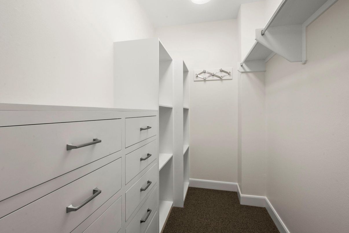 Interior, Walk-in Closets