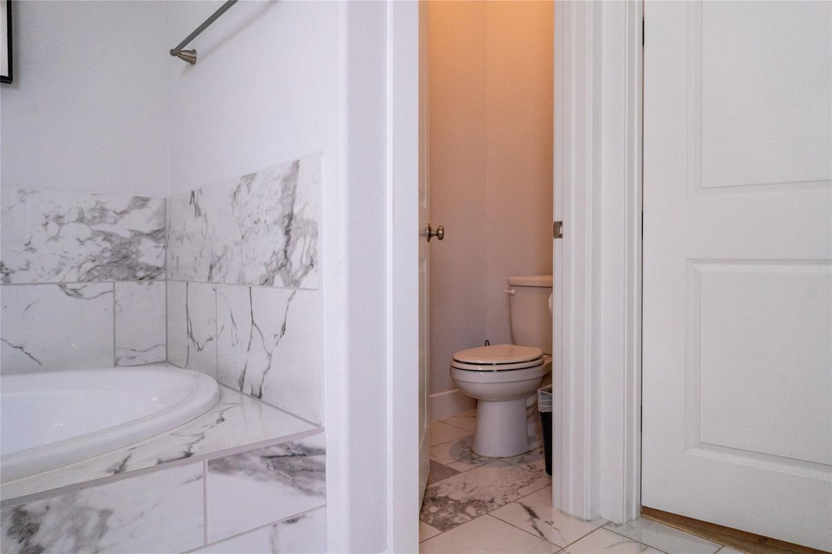 Bathroom, Interior, Marble, Marble Walls