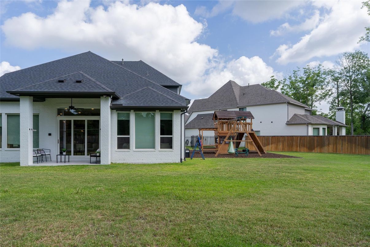 Backyard, Exterior, Playground