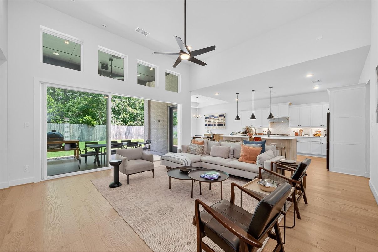 Interior, Kitchen, Living room, Pendant Lights, Recessed Lighting, Wood Texture Flooring