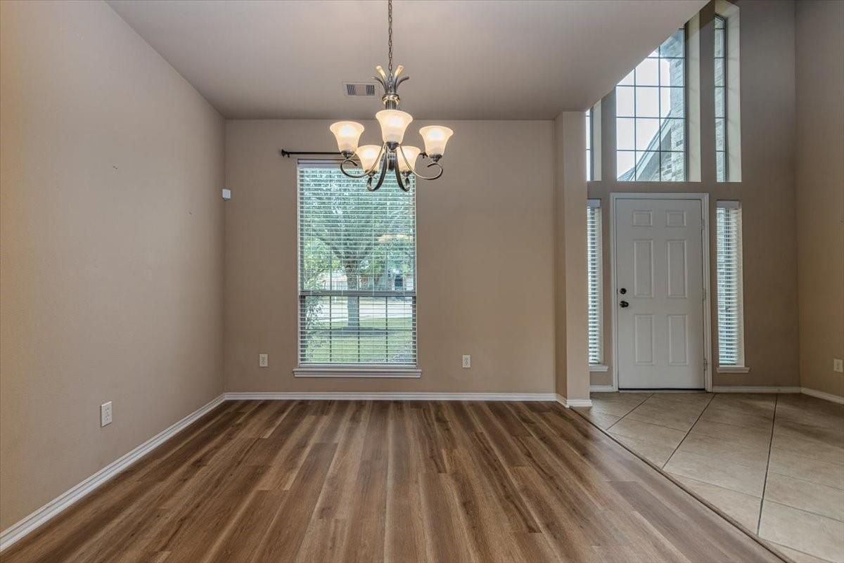 Chandelier, Empty room, Interior, Wood Texture Flooring