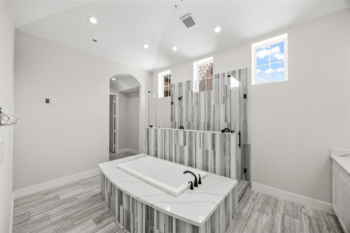 Bathroom, Interior, Recessed Lighting, Wood Texture Flooring