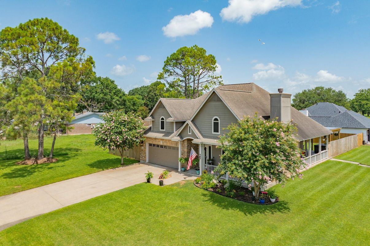 Attached, Backyard, Exterior, Facade, Farmhouse