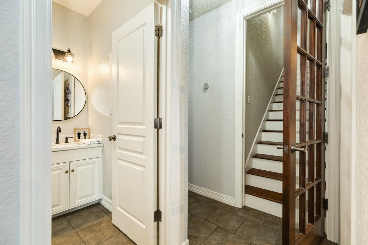 Bathroom, Interior