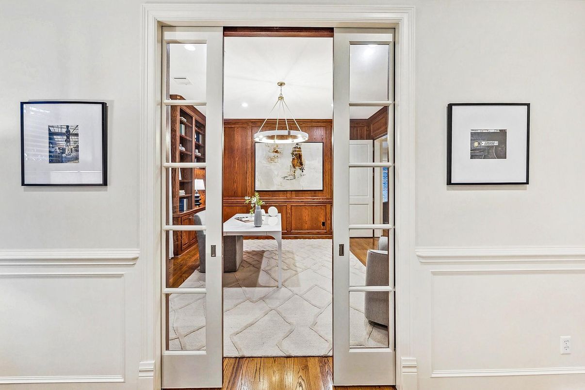 Interior, Pendant Lights, Recessed Lighting, Wood Texture Flooring