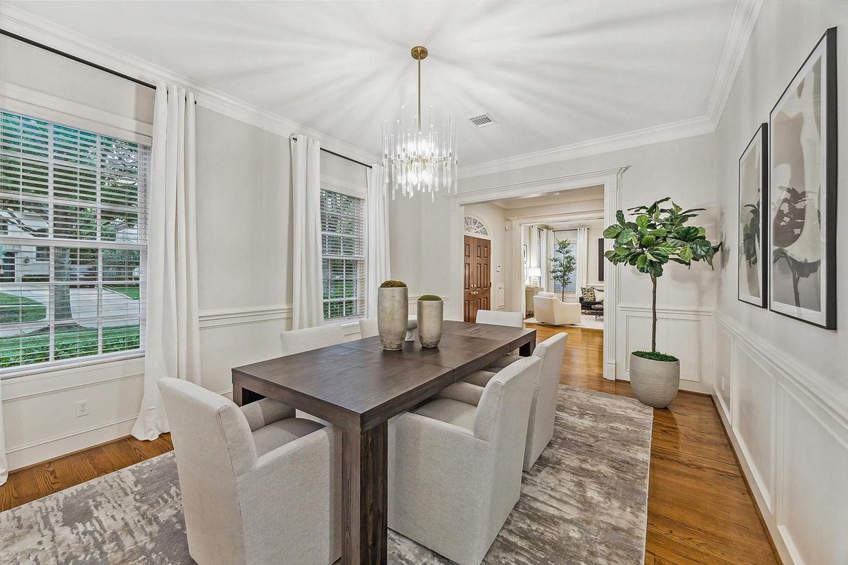 Chandelier, Dining room, Interior, Pendant Lights, Wood Texture Flooring