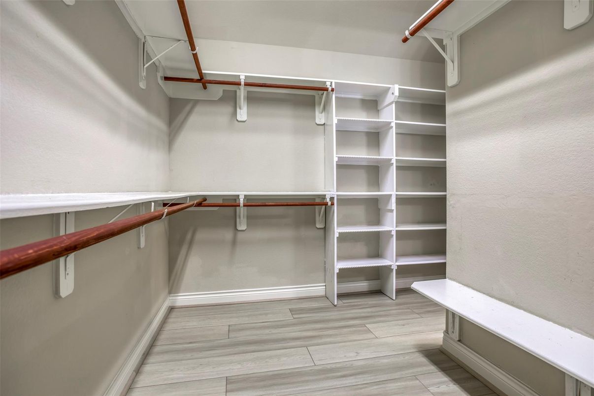 Interior, Walk-in Closets, Wood Texture Flooring