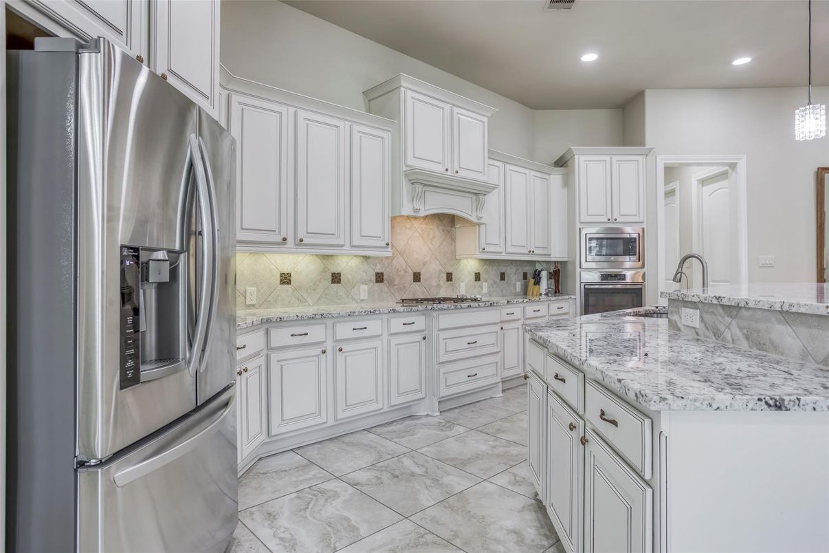 Interior, Kitchen, Marble, Recessed Lighting, Stainless Steel Appliances