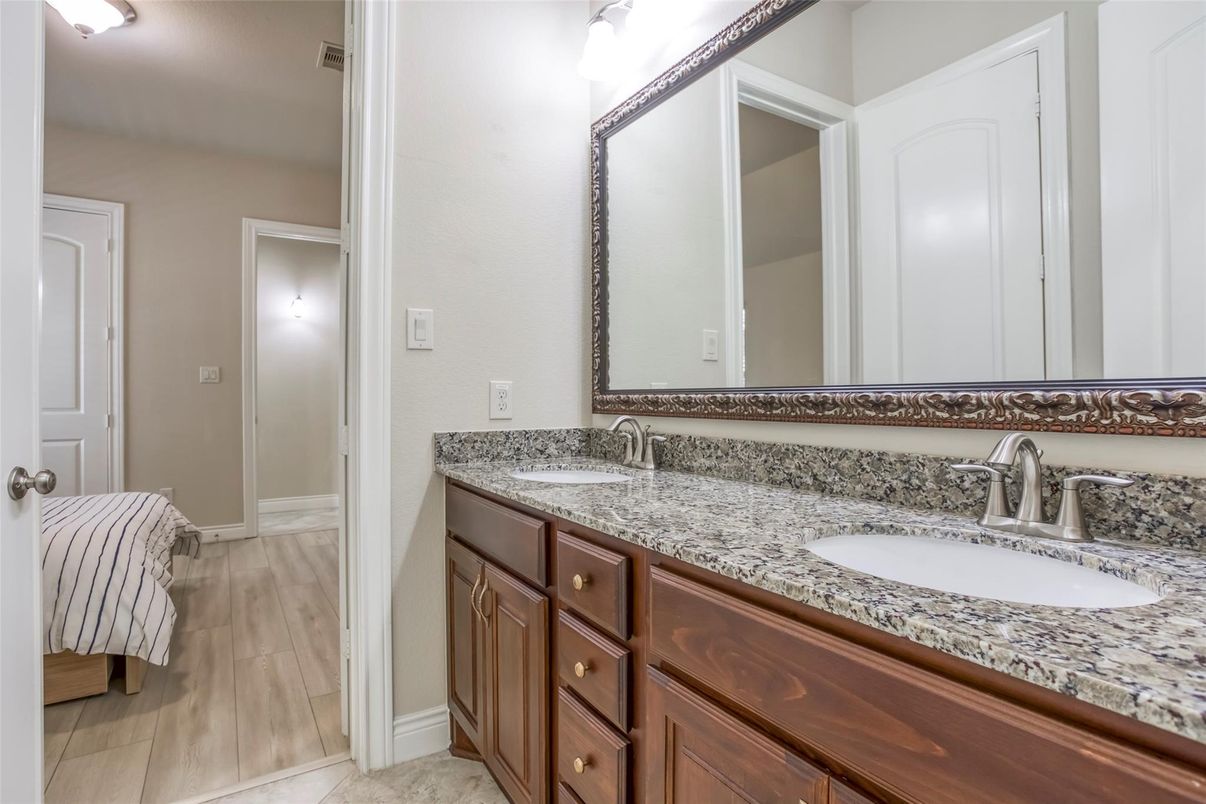 Bathroom, Dual Sink Vanities, Interior, Wood Texture Flooring