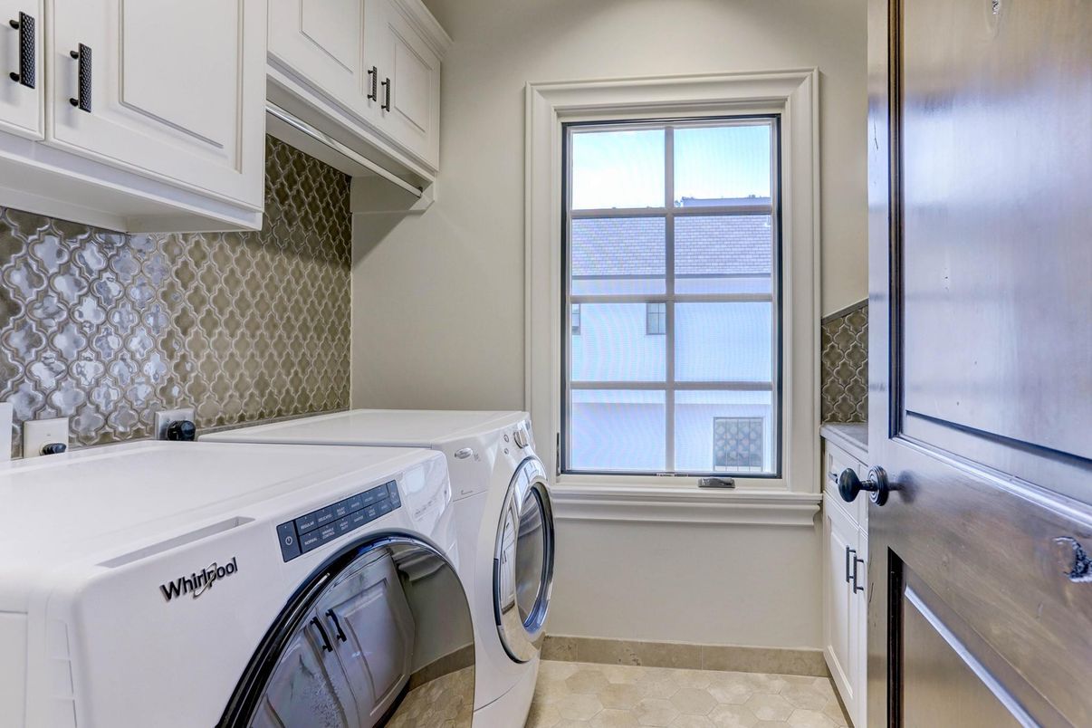 Interior, Washer