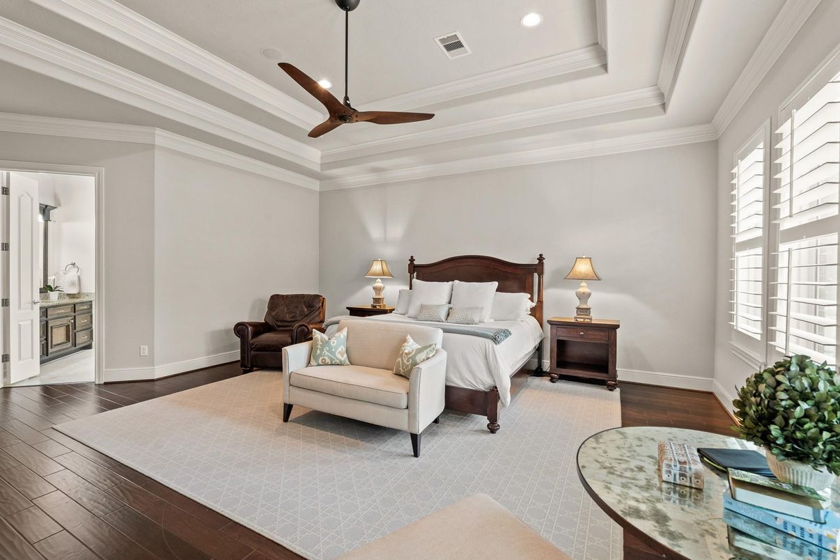 Bedroom, Interior, Recessed Lighting, Wood Texture Flooring