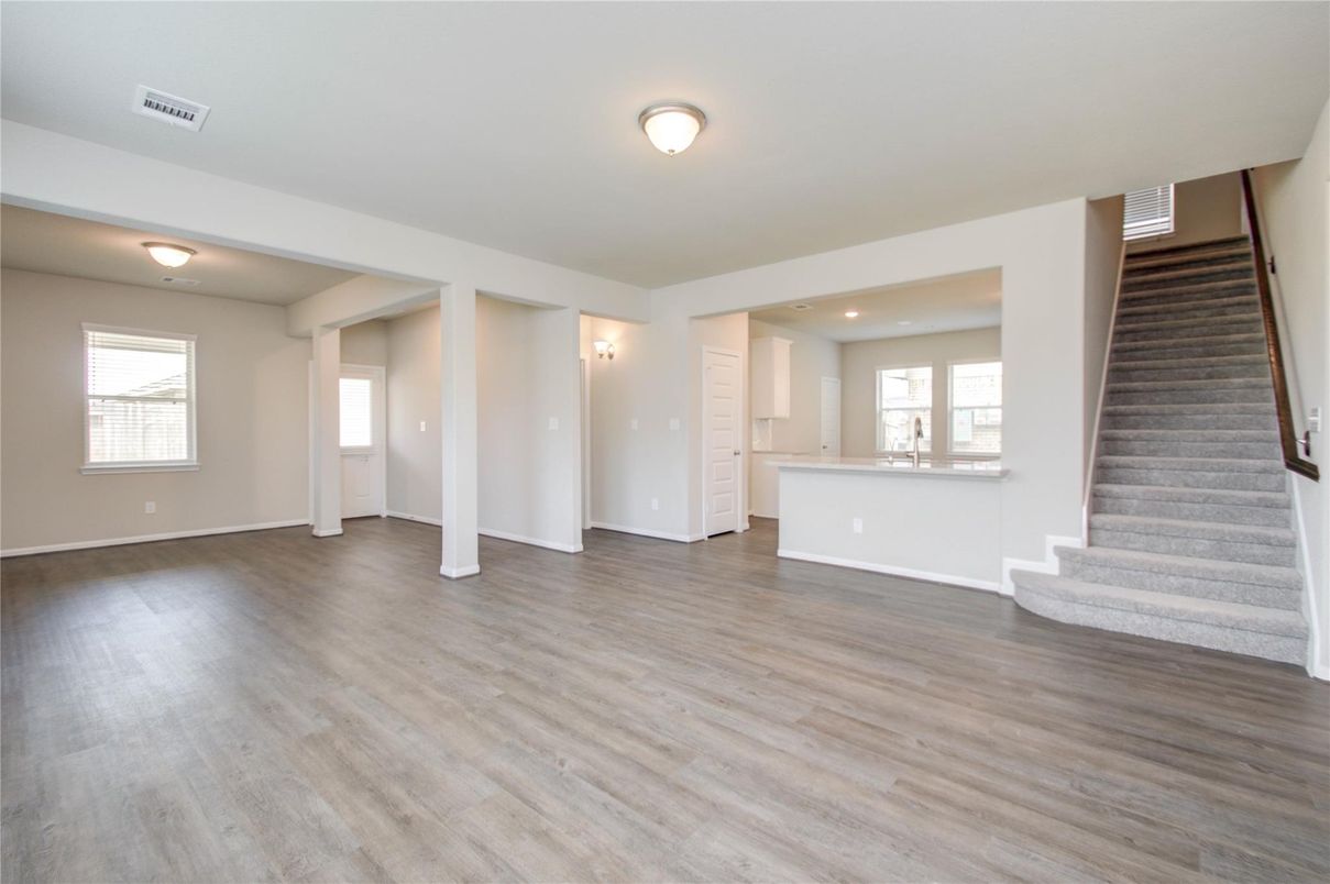 Empty room, Interior, Recessed Lighting, Wood Texture Flooring