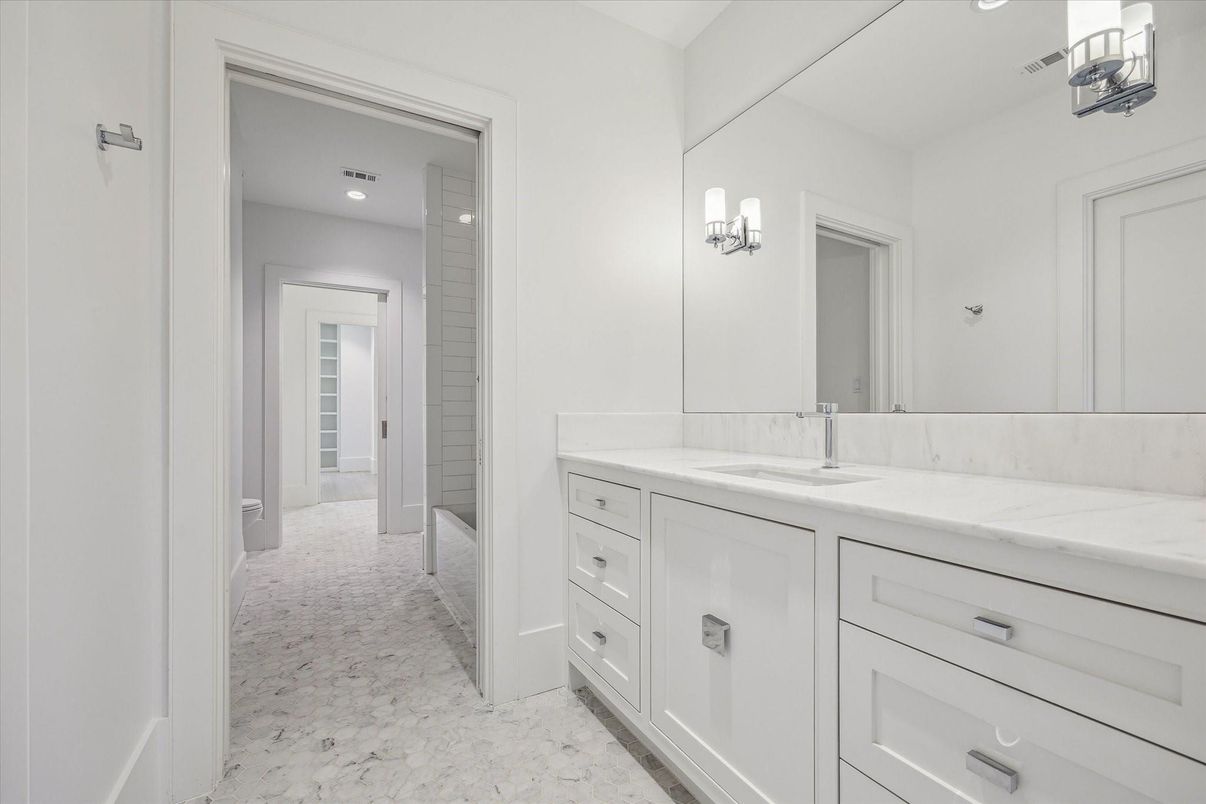 Bathroom, Dual Sink Vanities, Interior, Marble, Recessed Lighting