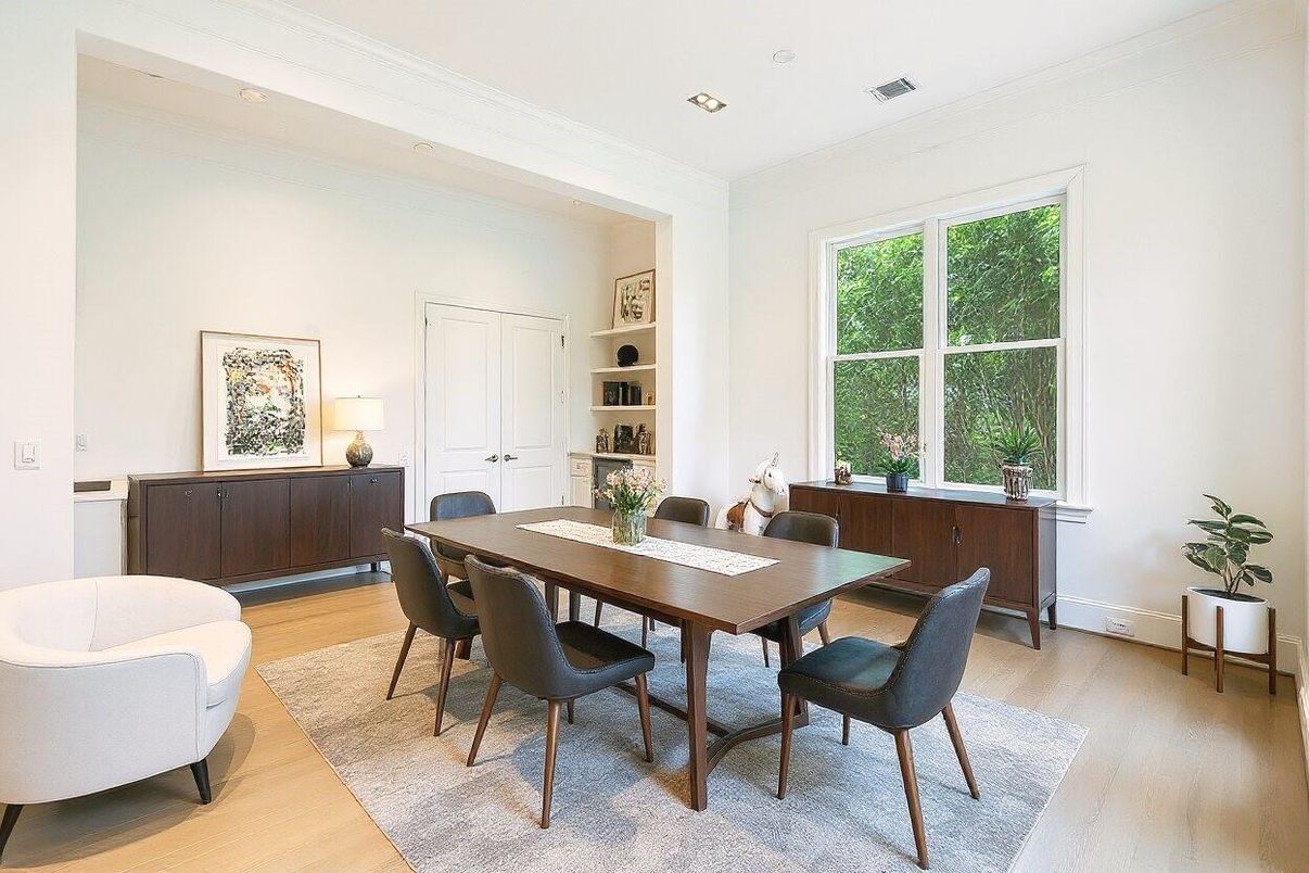 Dining room, Interior, Recessed Lighting, Wood Texture Flooring