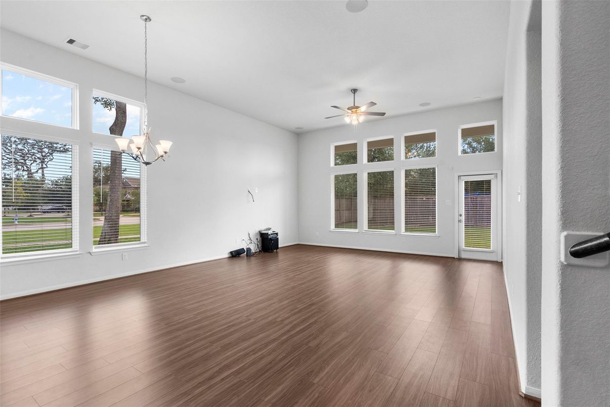 Chandelier, Empty room, Interior, Wood Texture Flooring